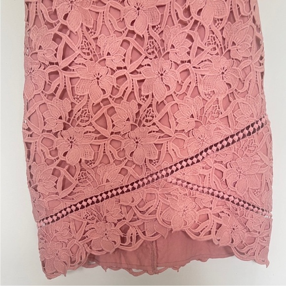 Adelyn Rae Blush Pink Backless Lace Dress - Picture 5 of 16